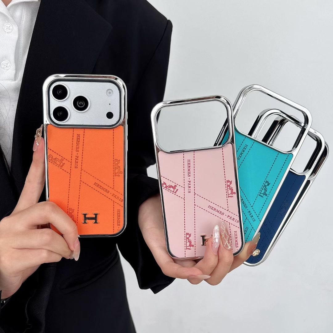 Hermès H accent case for iPhone 17 Pro Max – close-up