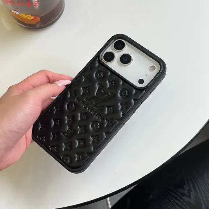Louis Vuitton iPhone 17 Pro Max Case – Luxury Monogram Cover - Silver