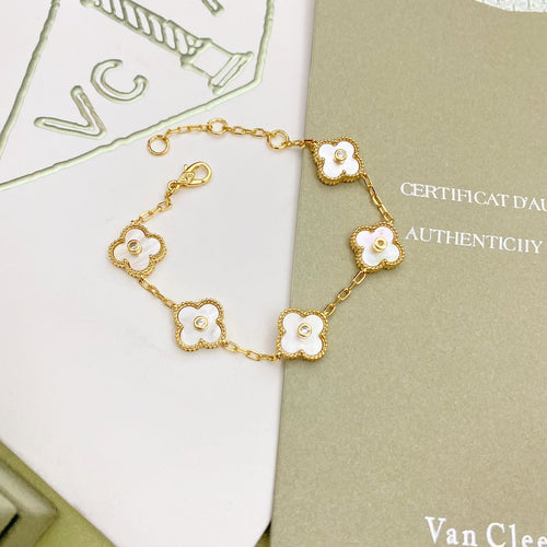 Classic White Four-leaf Clover Bracelet