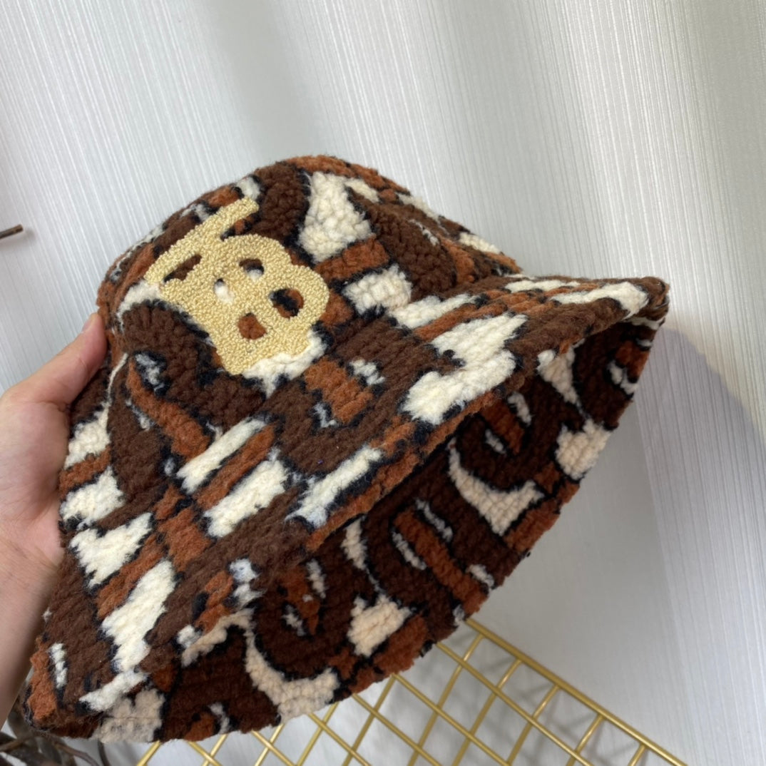 Burberry premium lamb wool hat