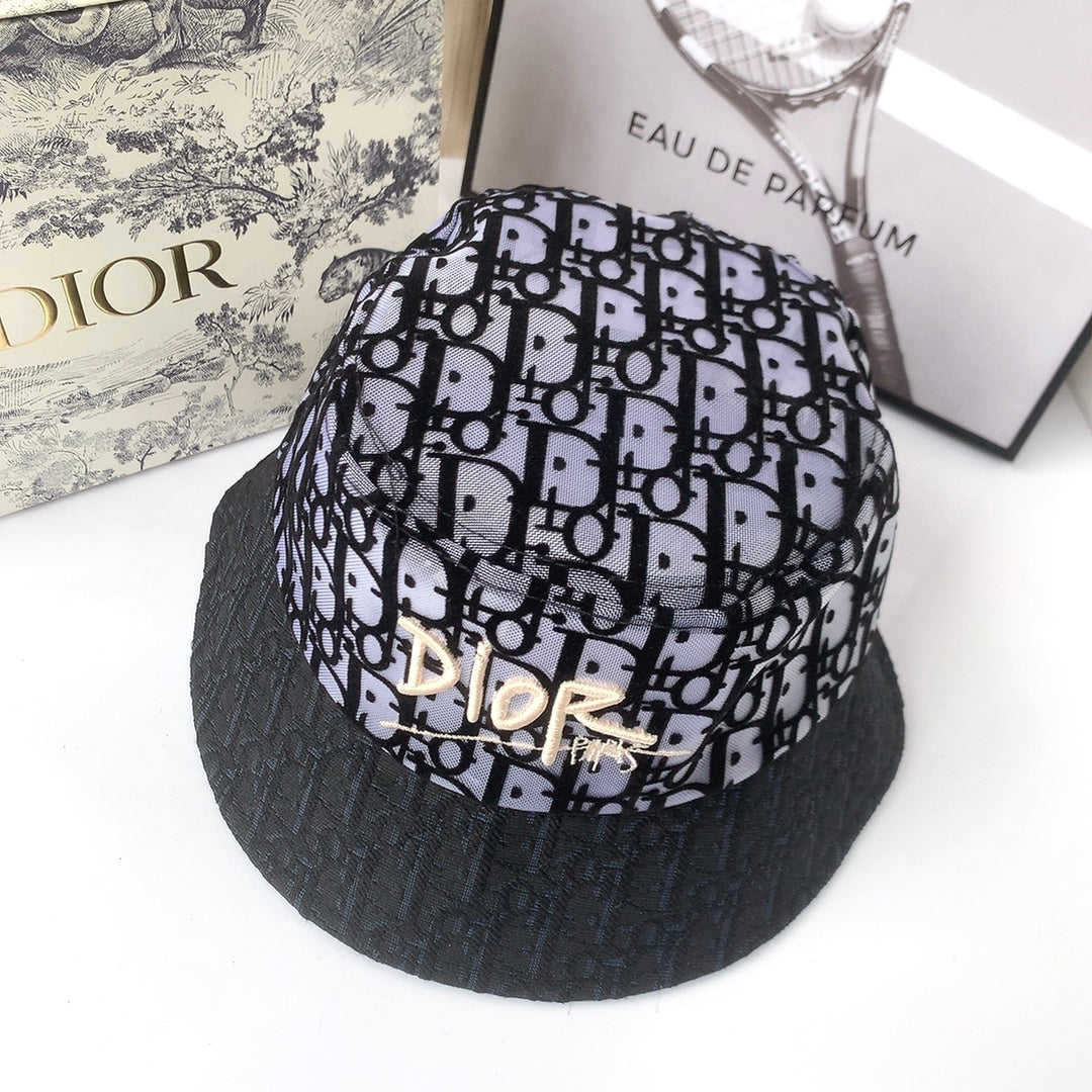 Christian Dior summer bucket hat