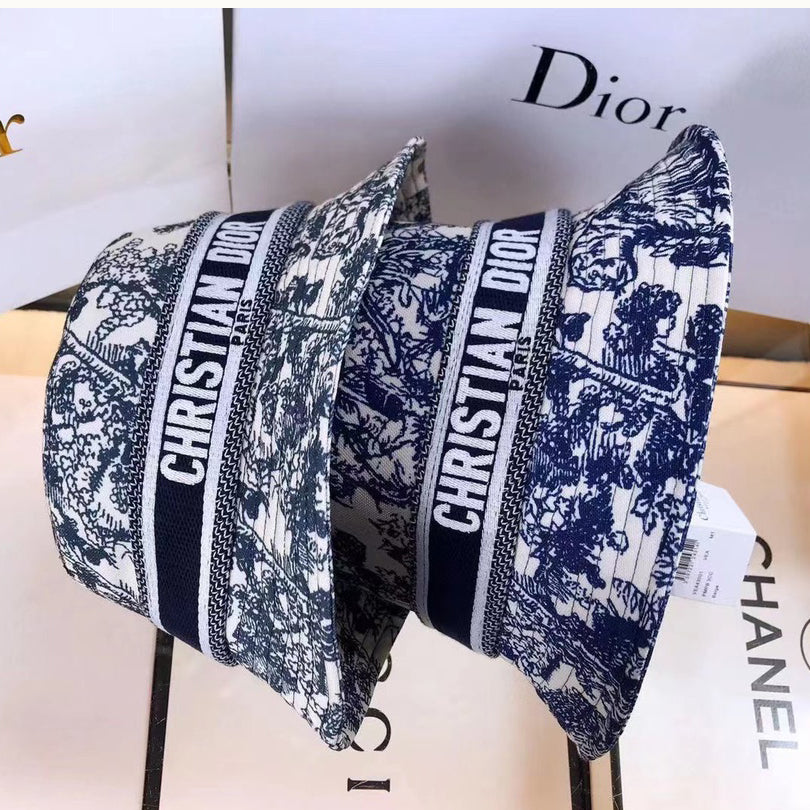 Dior Resort Bucket Hat