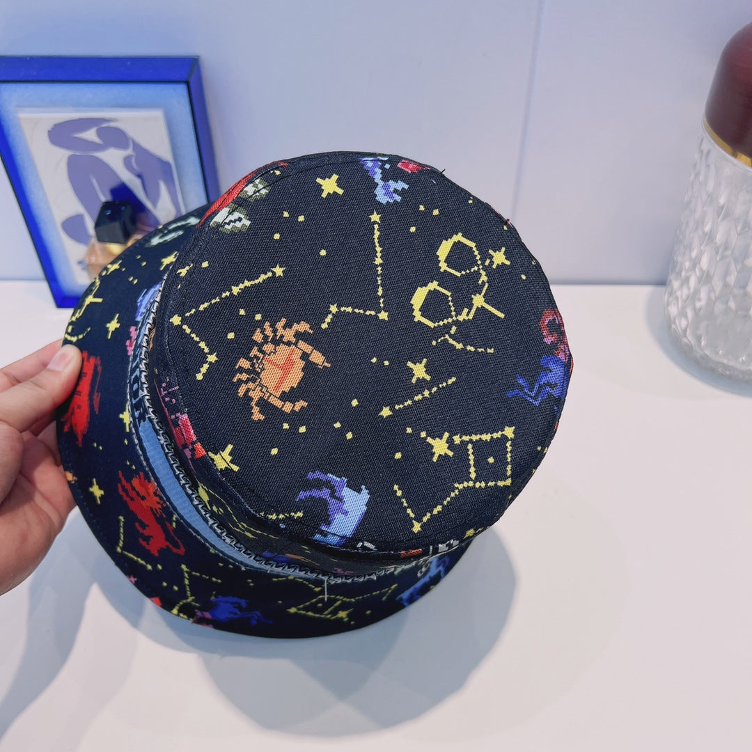 Premium Dior Oblique bucket hat detail