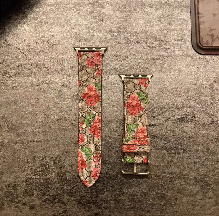 Gucci GG Blooms Apple Watch band with floral canvas design