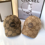 Gucci adjustable baseball cap detail