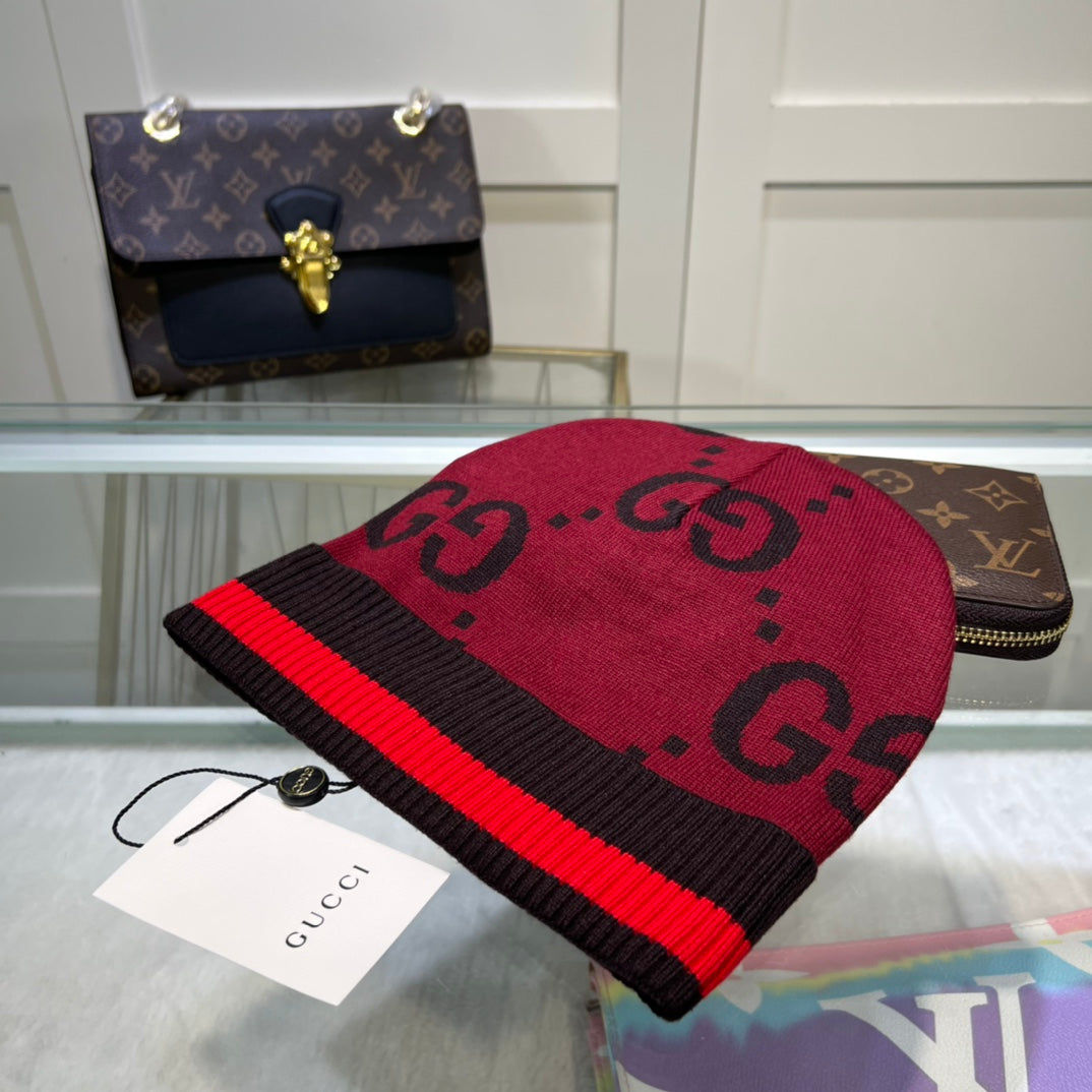 Gucci all-over GG knit cap