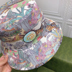 Gucci tiger print bucket hat