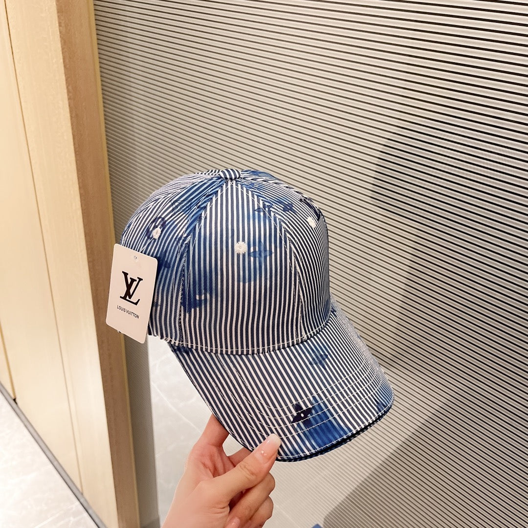 Louis Vuitton gradient logo cap detail