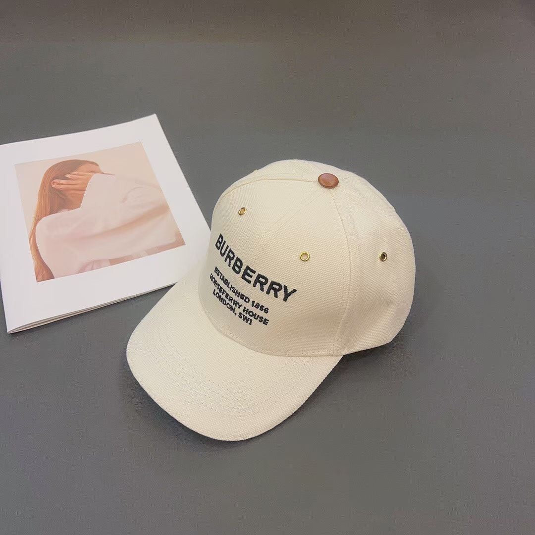 Luxury Burberry baseball cap