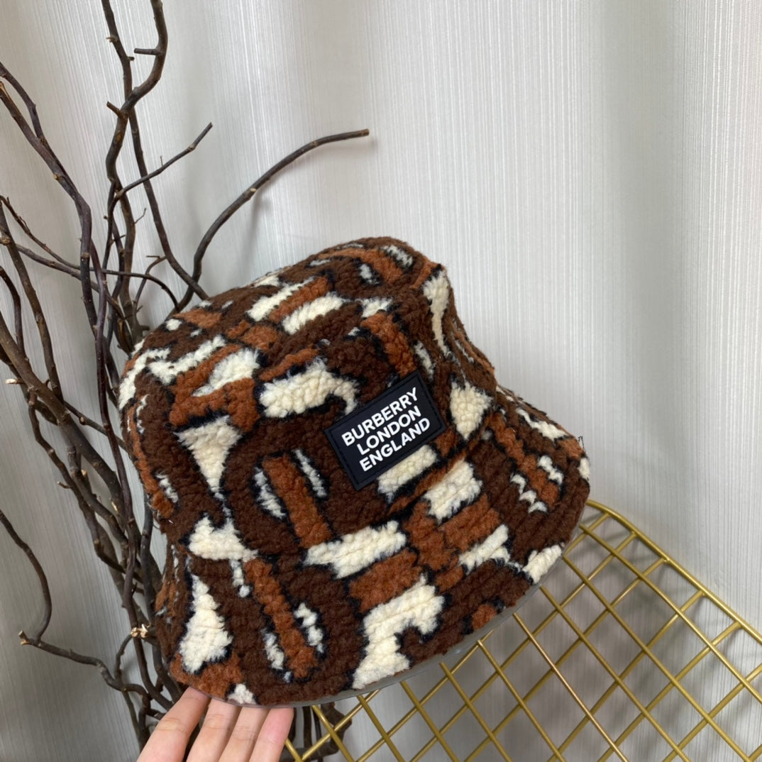 Luxury Burberry bucket hat for everyday wear