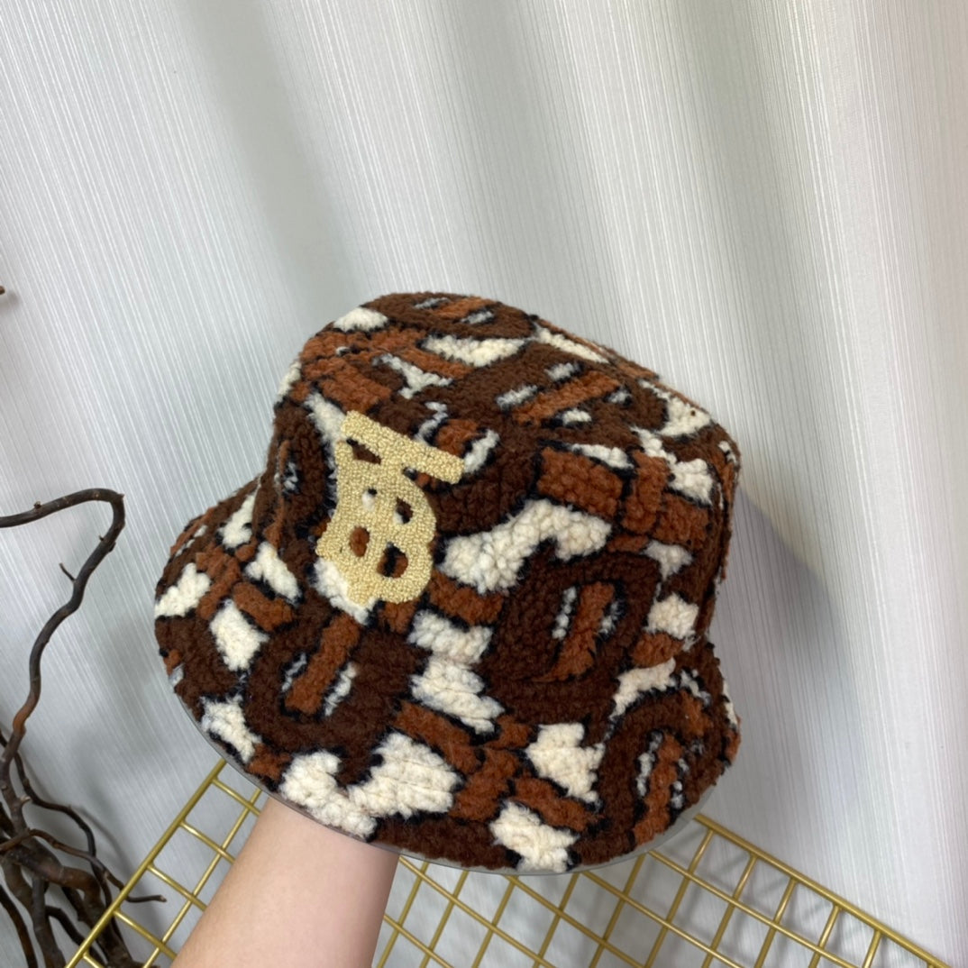 Luxury Burberry lamb wool bucket hat