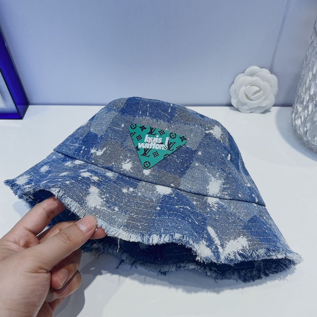 Luxury Louis Vuitton streetwear bucket hat