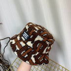 Premium Burberry winter bucket hat detail