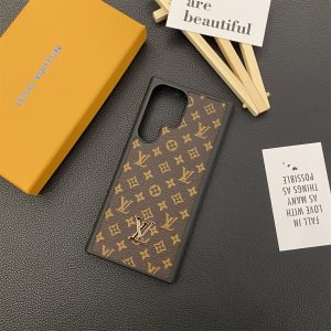 Premium Louis Vuitton Galaxy Cover