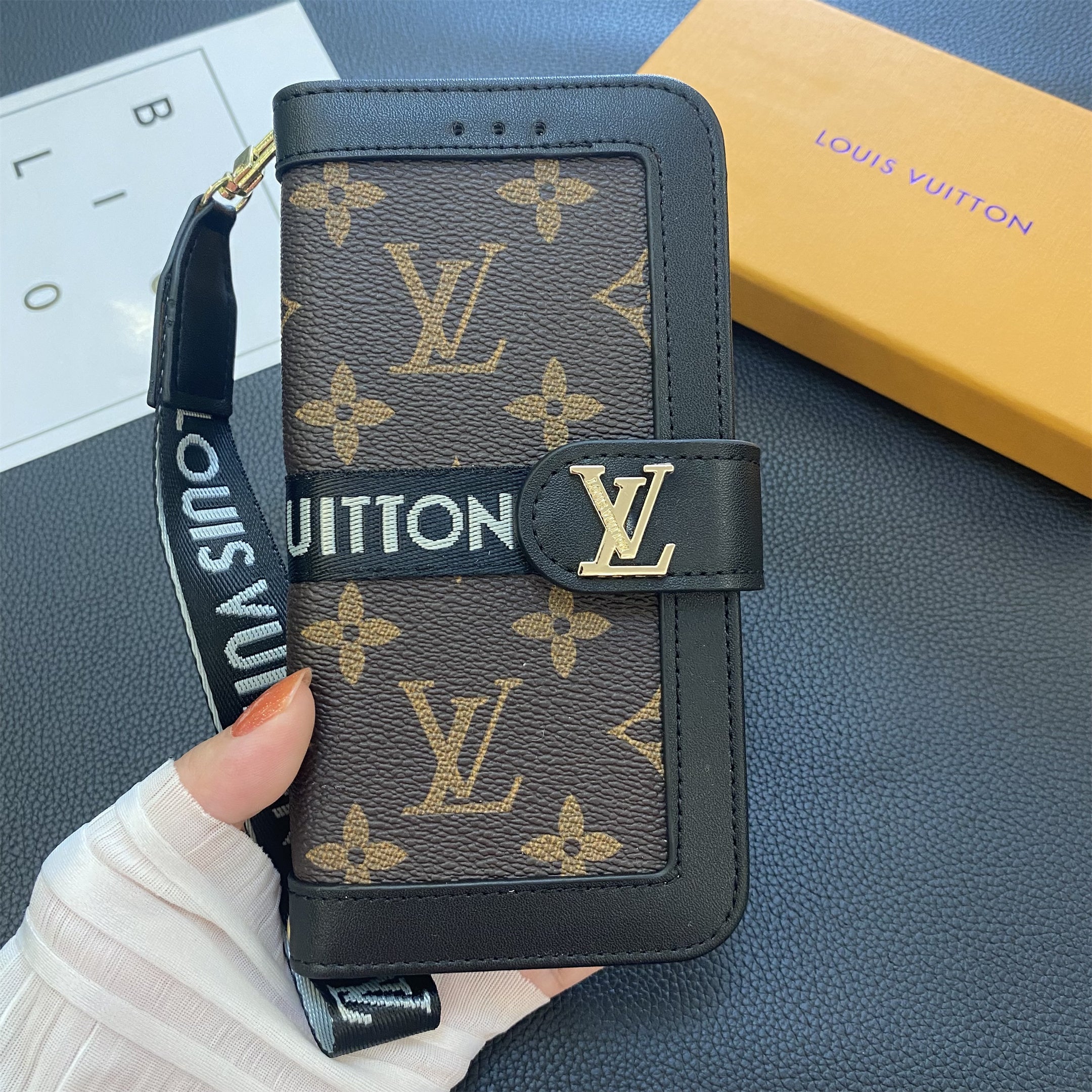 Premium Louis Vuitton Wallet Phone Case