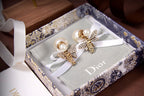 Classic Bee Collection Pearl Earrings