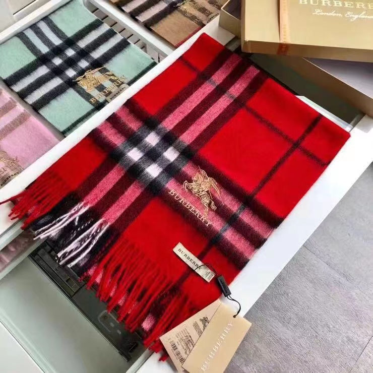 Burberry Classic Check Fringed Cashmere Scarf for Women – product image 16
