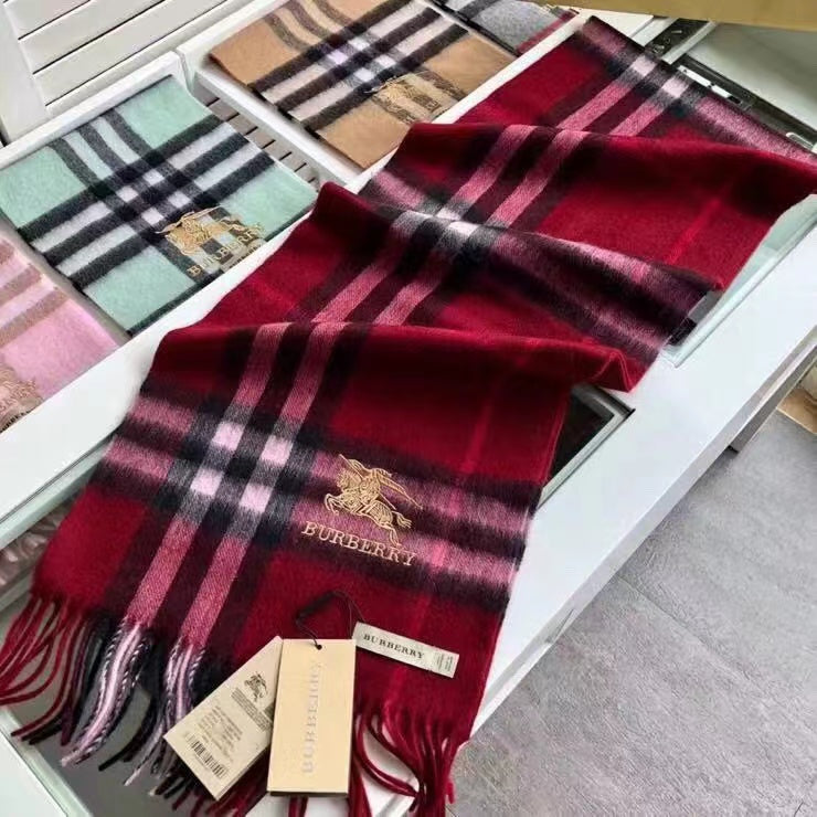 Burberry Classic Check Fringed Cashmere Scarf for Women – product image 38