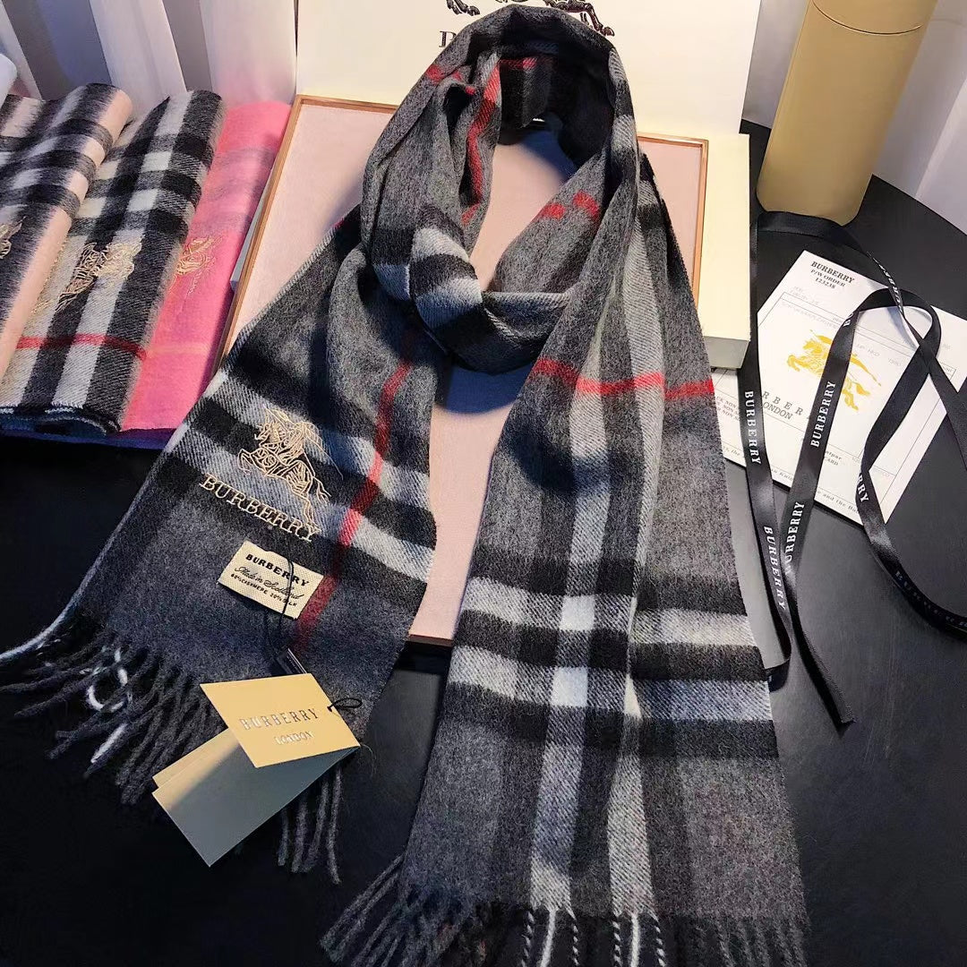 Burberry Classic Check Fringed Cashmere Scarf for Women – product image 56