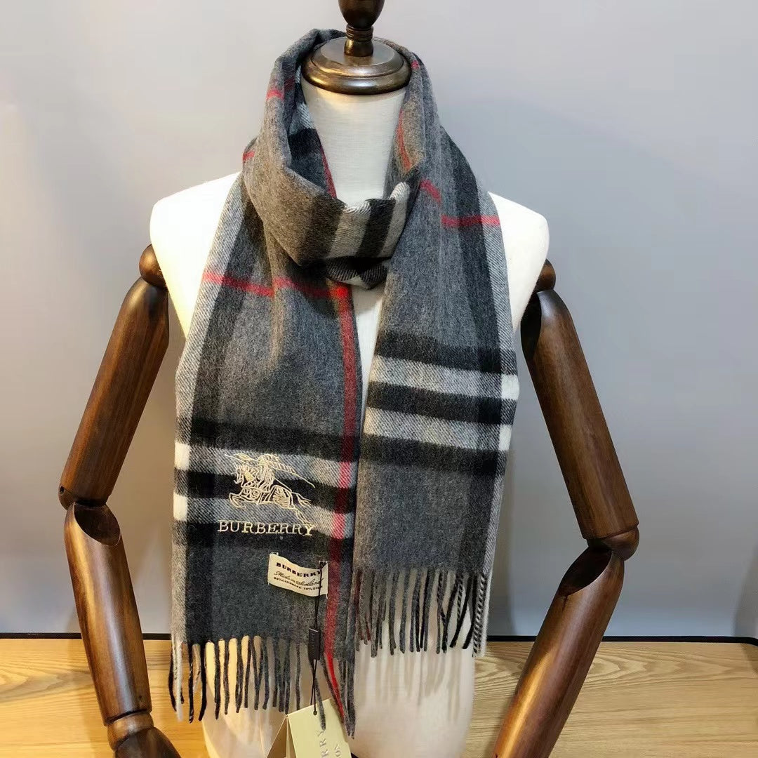 Burberry Classic Check Fringed Cashmere Scarf for Women – product image 6