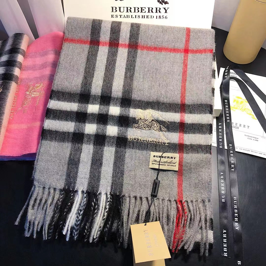 Burberry Classic Check Fringed Cashmere Scarf for Women – product image 63
