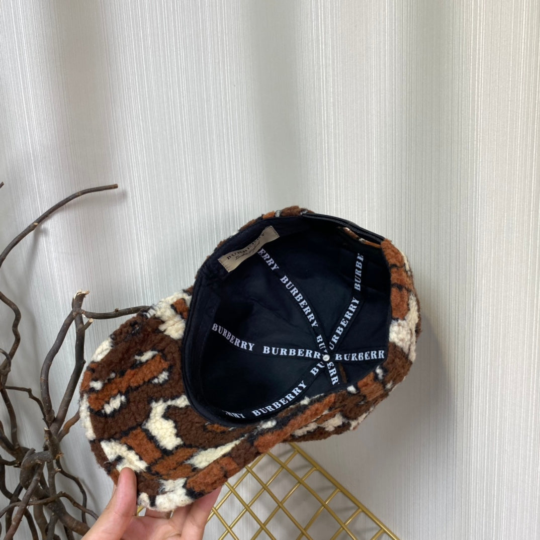 burberry-luxury-winter-cap
