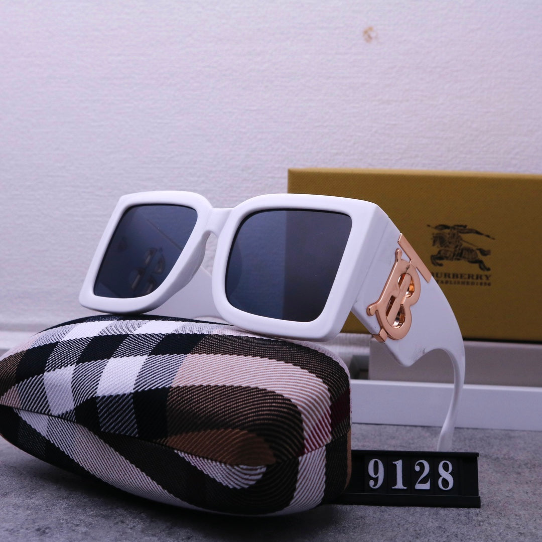 Burberry Oversized Retro Plaid Large Frame Sunglasses for Unisex – product image 3