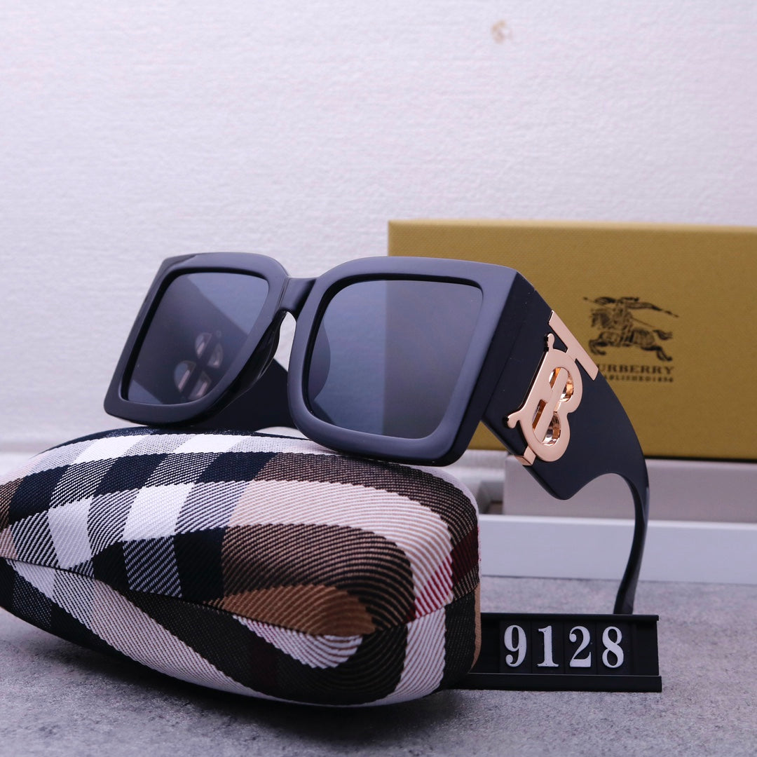 Burberry Oversized Retro Plaid Large Frame Sunglasses for Unisex – product image 4