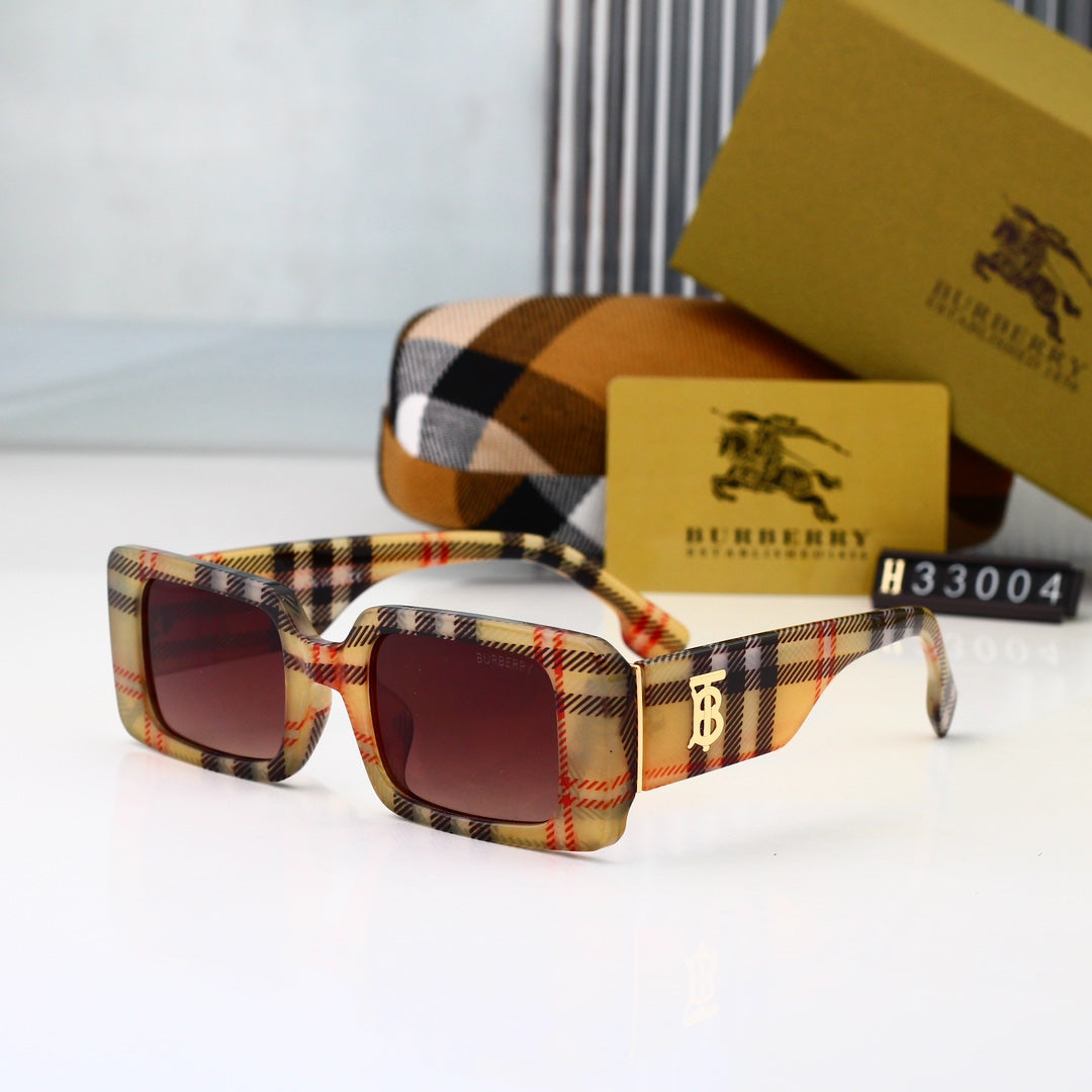 Burberry Retro Plaid Square Sunglasses for Unisex – product image 2