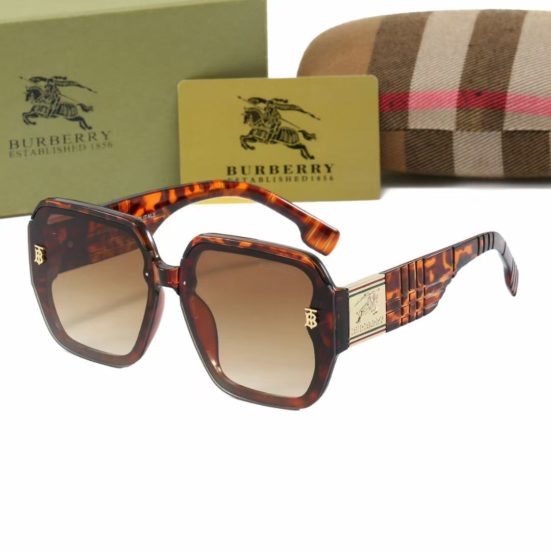 Burberry Vintage Check Square Polarized Sunglasses for Unisex – product image 4