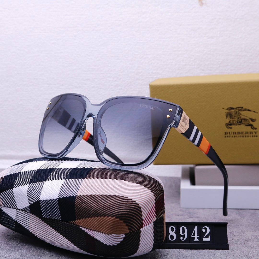 Burberry Vintage Square Plaid Sunglasses for Unisex – product image 4