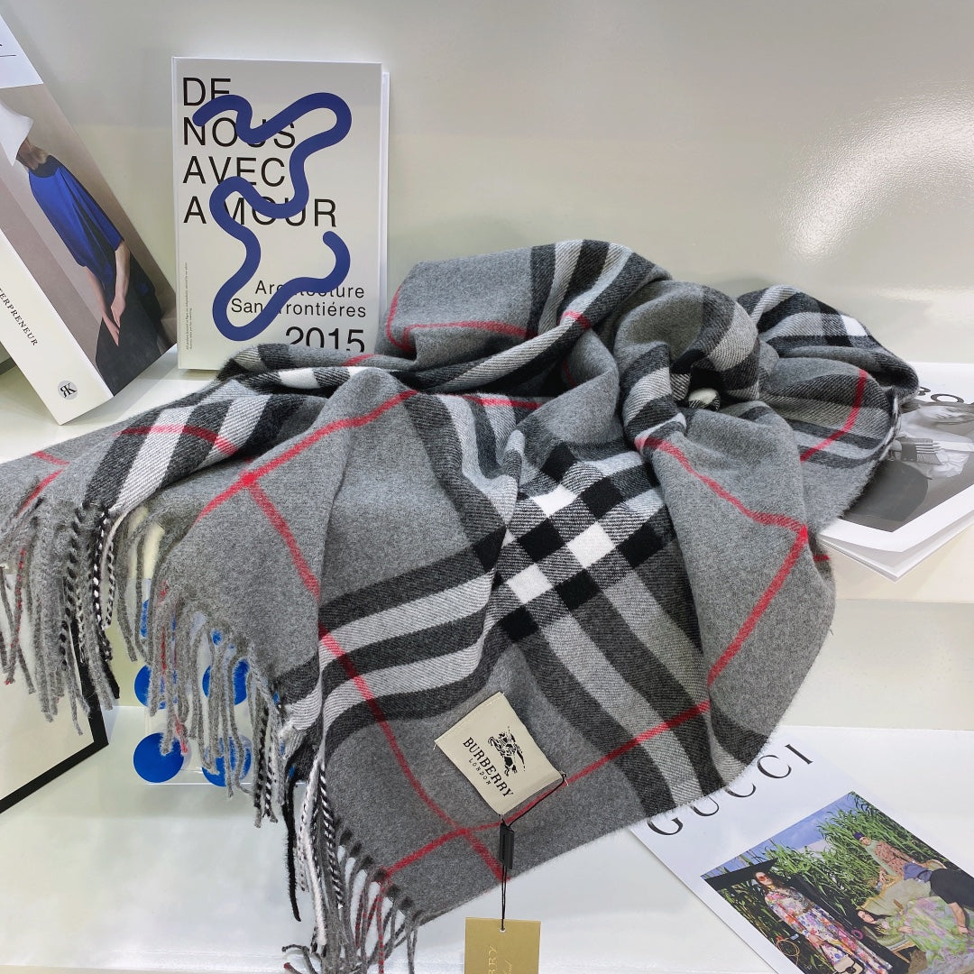Burberry Wool Classic Plaid Tassel Unisex Scarf – product image 28
