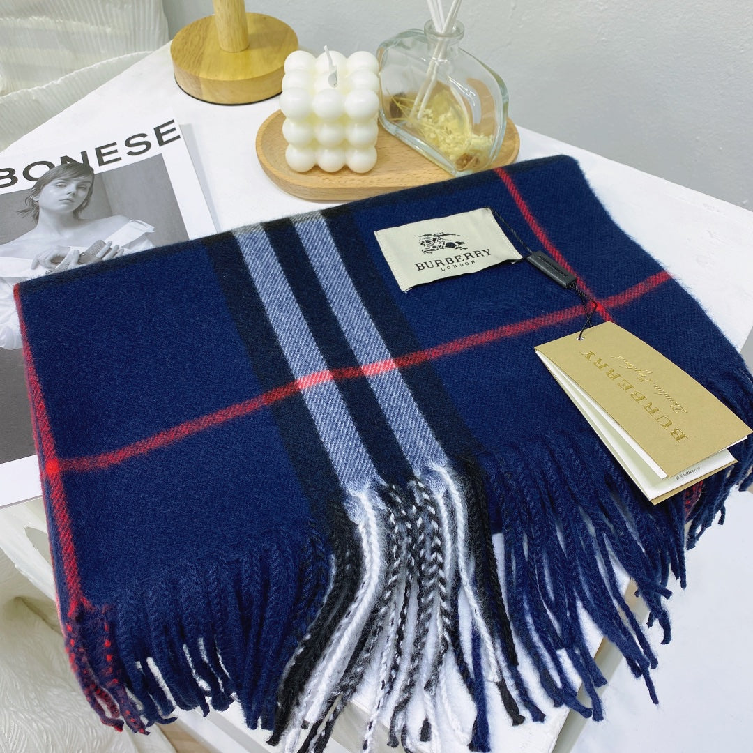 Burberry Wool Classic Plaid Tassel Unisex Scarf – product image 4