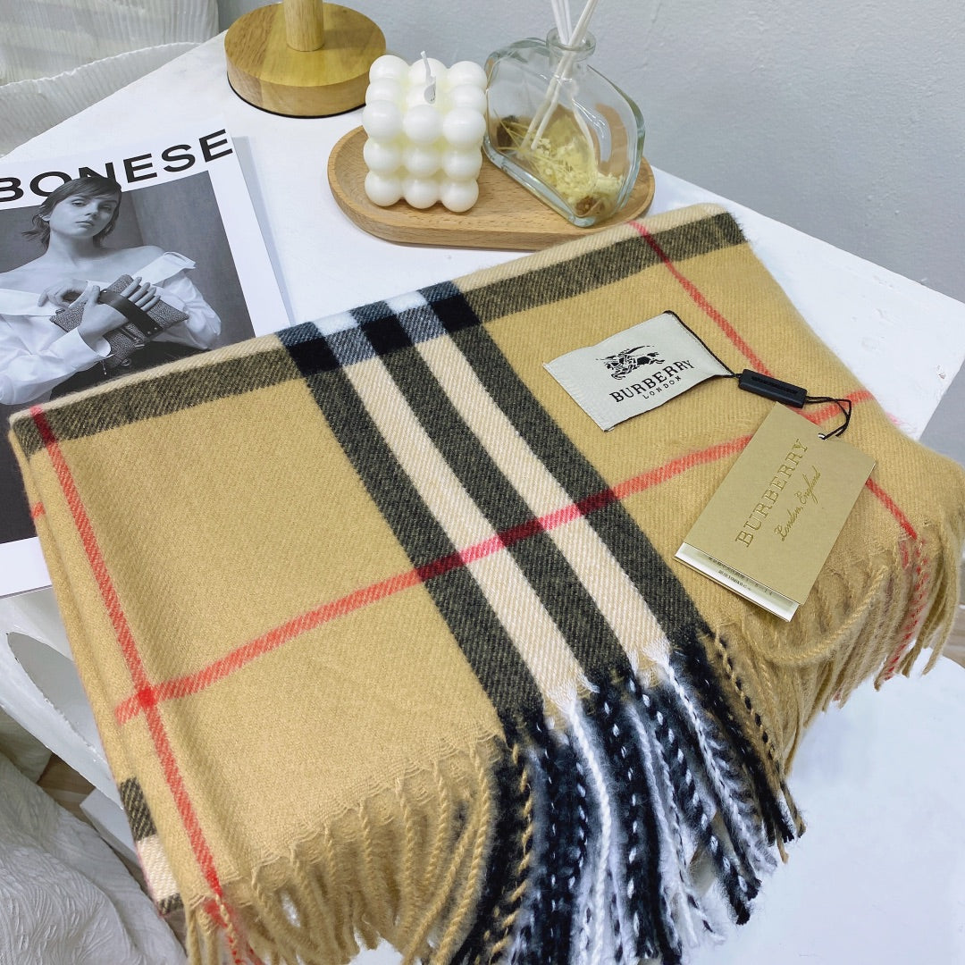 Burberry Wool Classic Plaid Tassel Unisex Scarf – product image 7