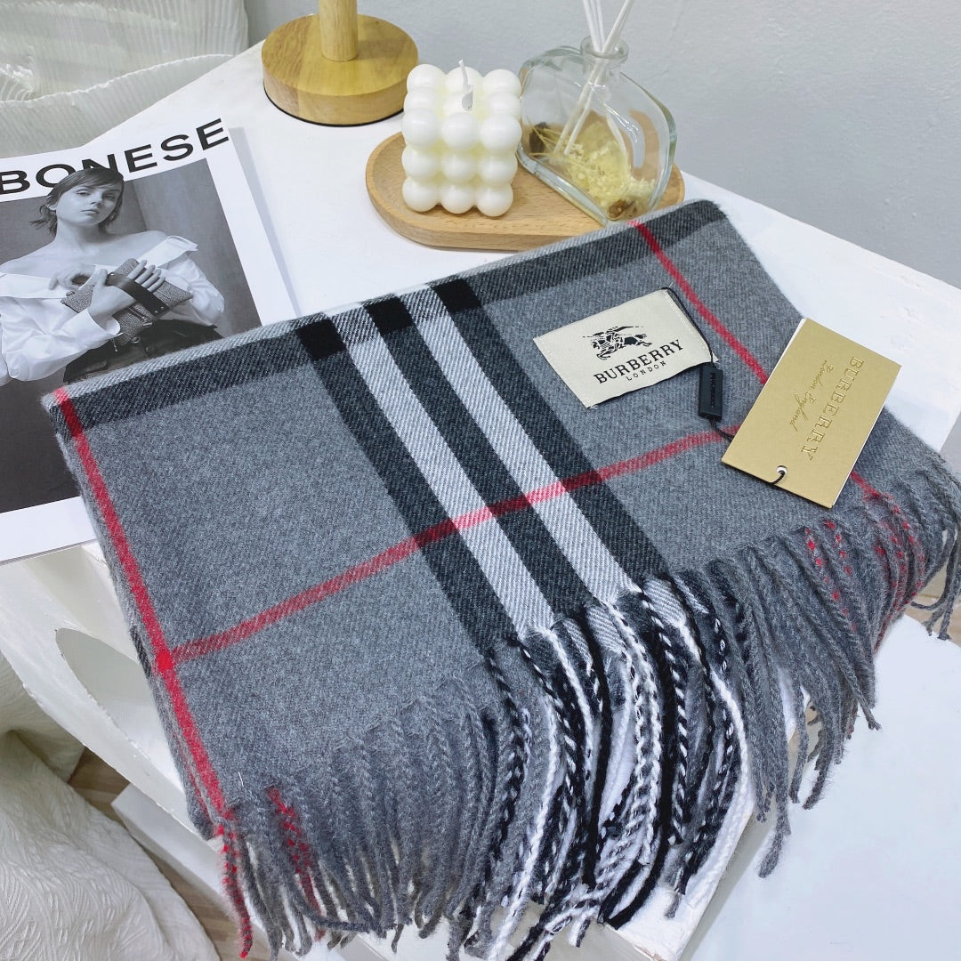 Burberry Wool Classic Plaid Tassel Unisex Scarf – product image 9