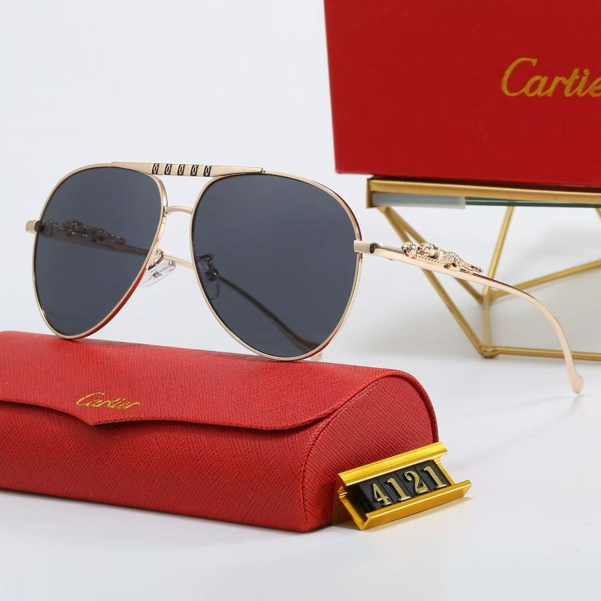 Cartier Oversized metal frame universal Sunglasses for Unisex – product image 1