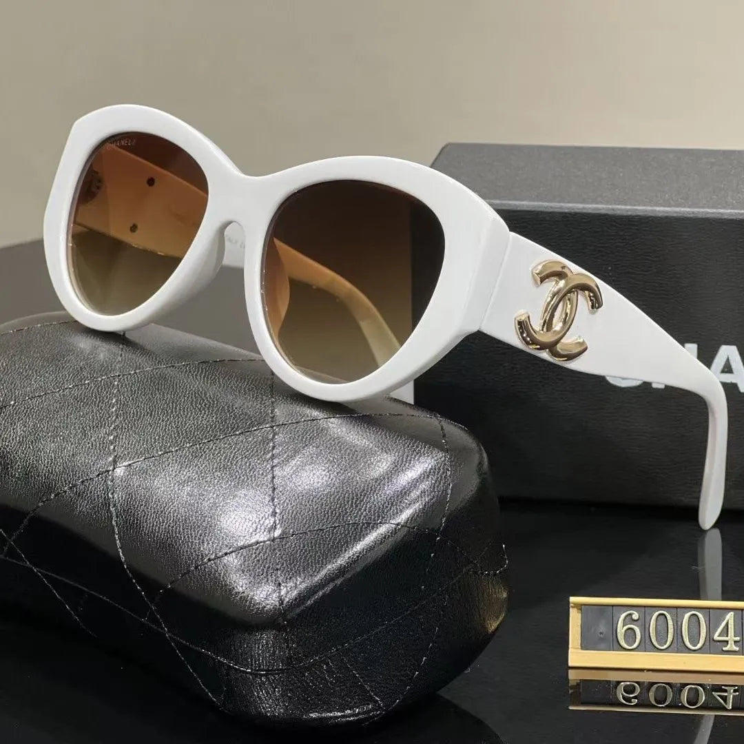 Chanel Butterfly CC Rounded-Square Polarized Sunglasses for Unisex – product image 6