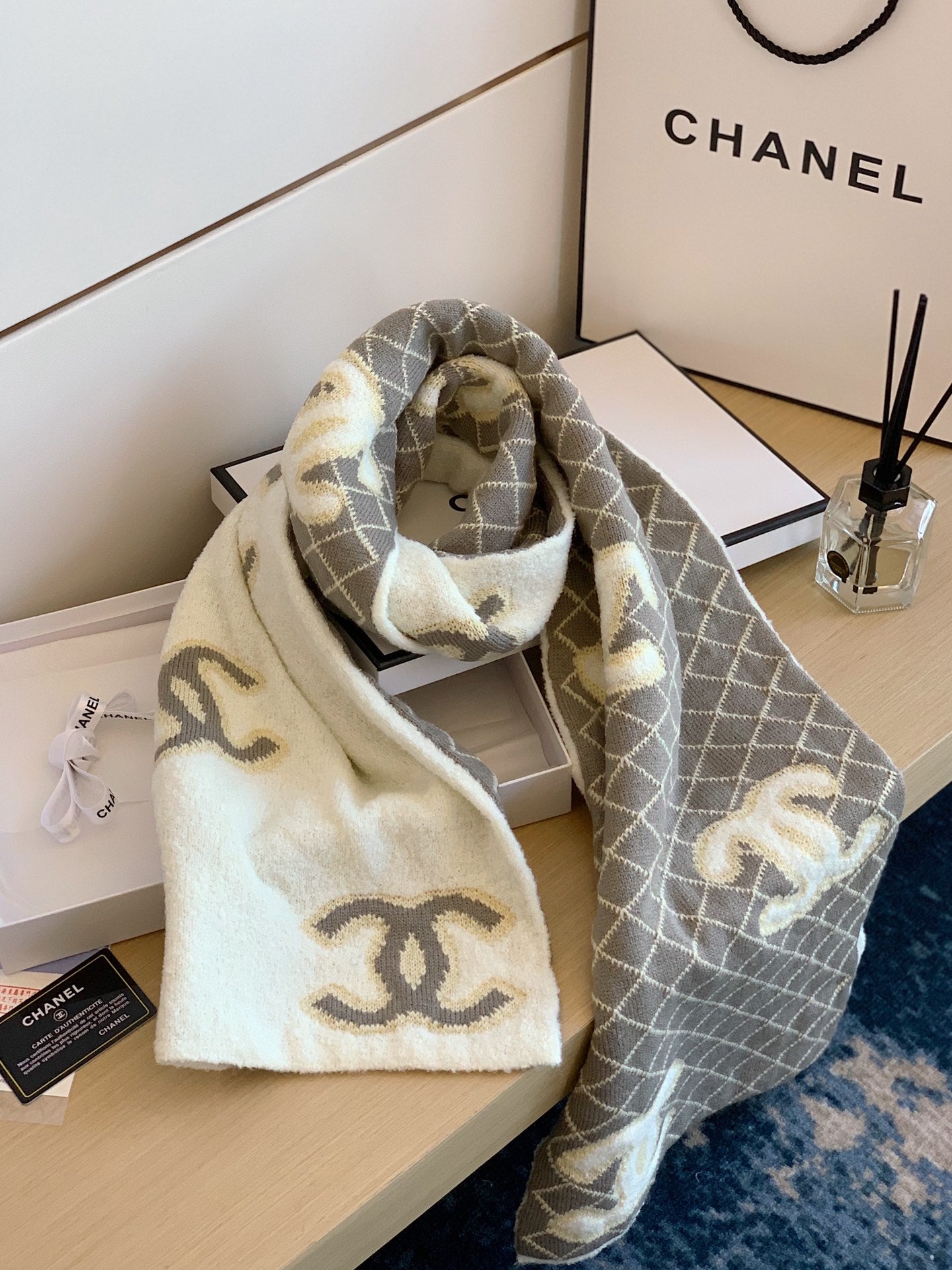 Chanel CC Monogram Rhombus Double-Sided Cashmere Knitted Scarf for Women – product image 13