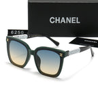 Chanel CC Oversized Square Polarized Sunglasses for Unisex – product image 6