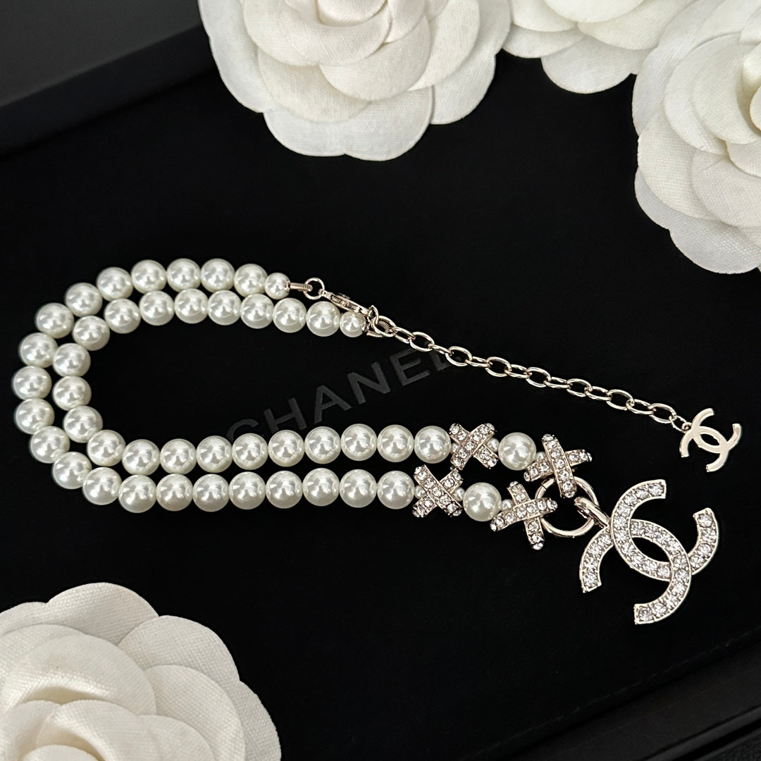 Chanel Crystal Pearl Necklace – Luxury Designer Jewelry – product image 2