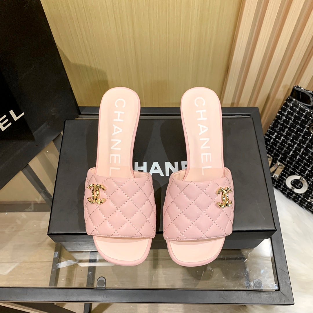 Chanel Diamond Leather Triangle Heel Slippers – slippers product image 14