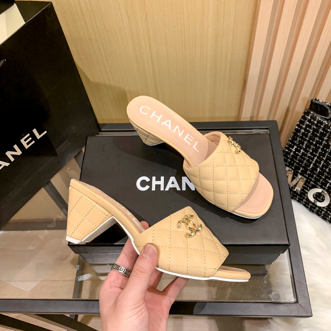 Chanel Diamond Leather Triangle Heel Slippers – slippers product image 3