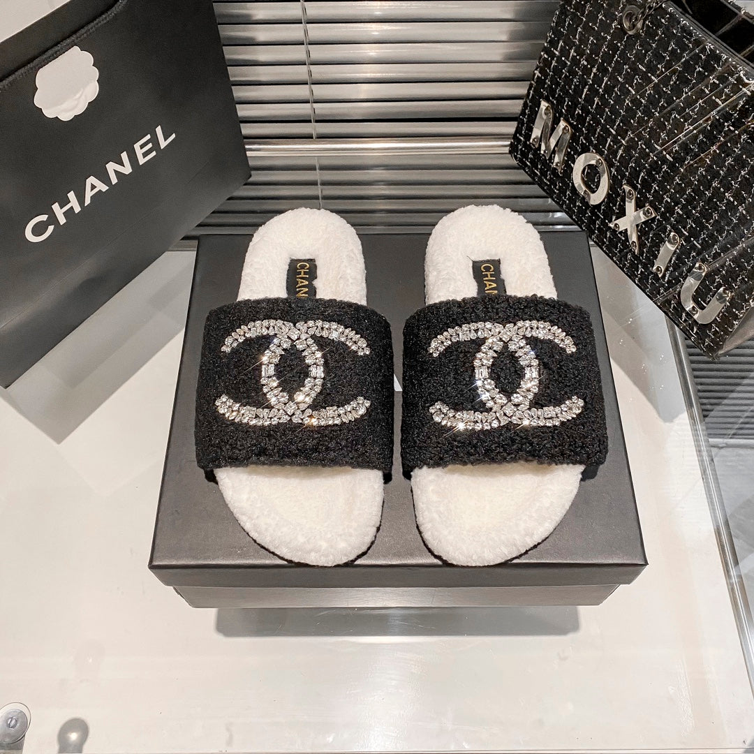 Chanel Diamond Logo Flat Fur Slippers – slippers product image 6