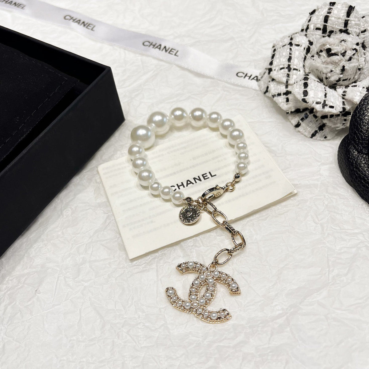 Chanel Elegant Pearl Bracelet – Luxury Jewelry – product image 2