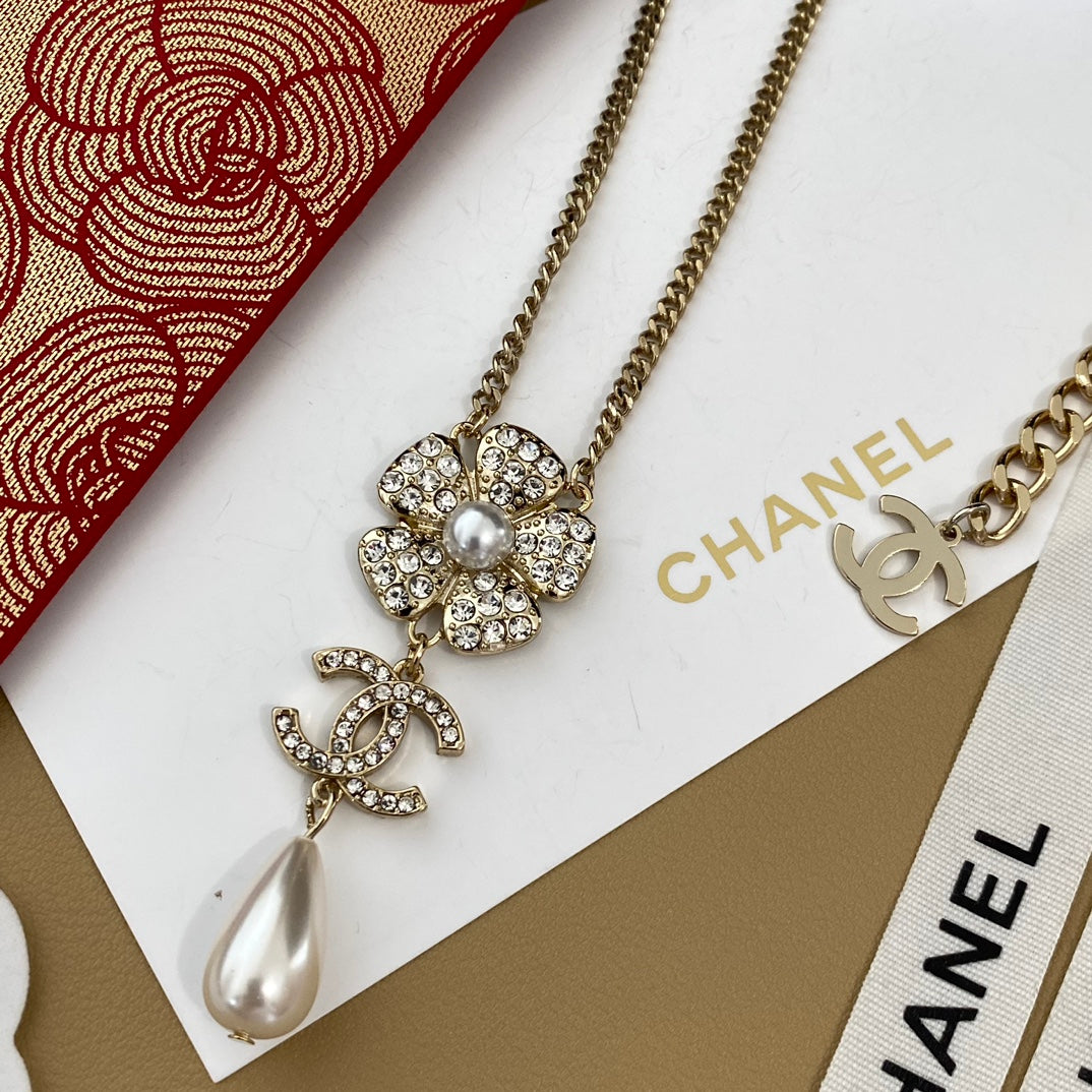 Chanel Flower Pendant Necklace – Luxury Designer Jewelry – product image 5