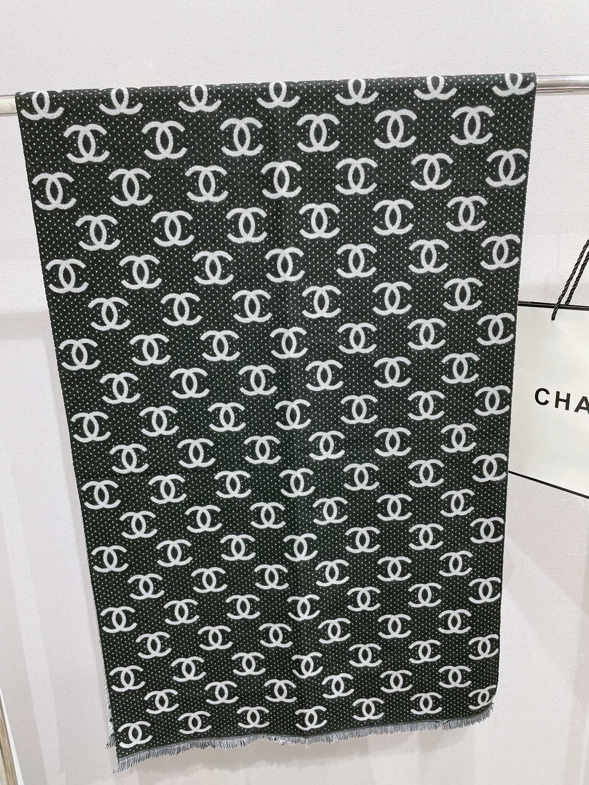 Chanel Premium Woven Temperament Logo Jacquard Small Broken Edge Scarf – product image 17