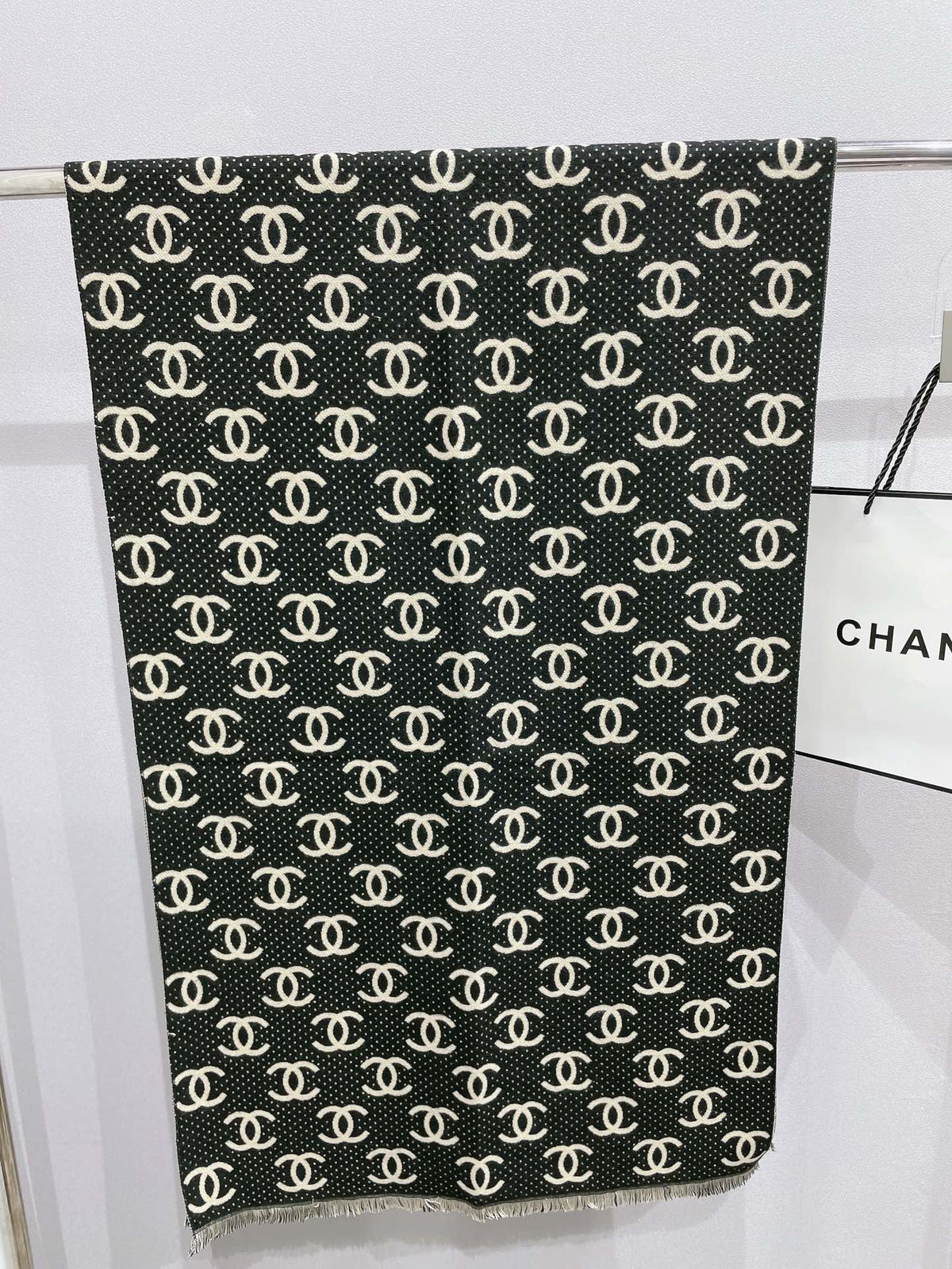 Chanel Premium Woven Temperament Logo Jacquard Small Broken Edge Scarf – product image 19