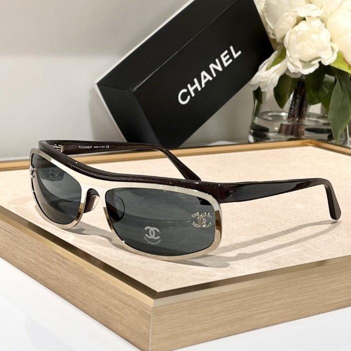 Chanel Rectangular Polarized Sunglasses for Unisex – product image 13