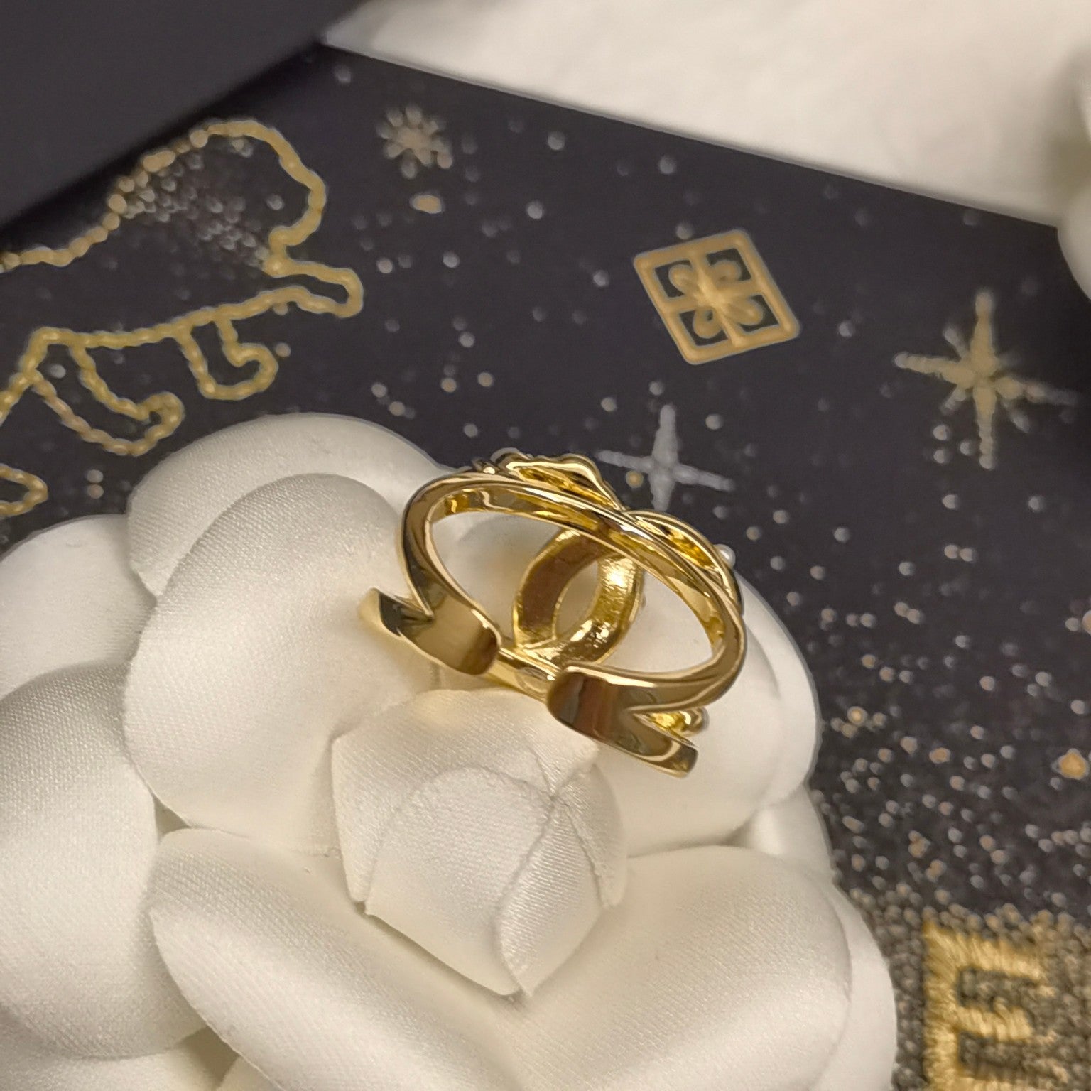 Chanel Statement Pearl Open Ring – Luxury Designer Jewelry – product image 2