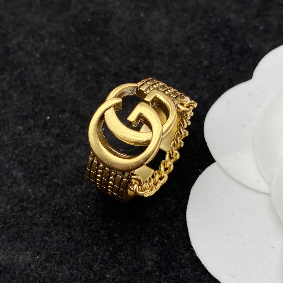 Chanel Vintage Cutout Chain Open Ring – Luxury Designer Jewelry – product image 2